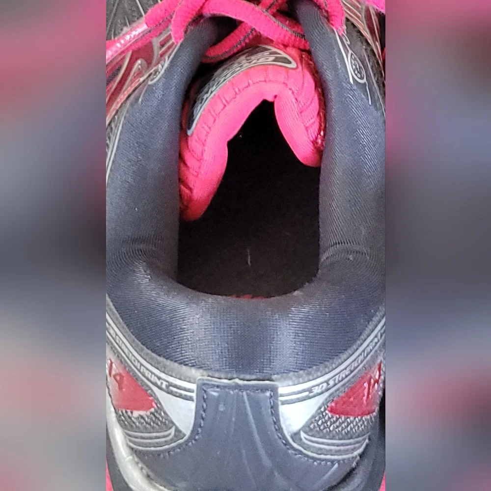 Brooks Glycerin 14 Womens Shoes Size 9.5